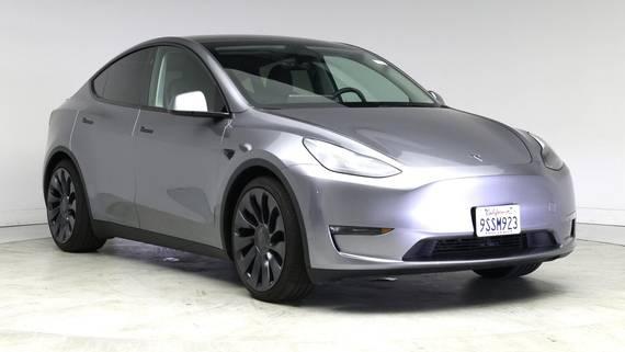 TESLA MODEL Y 2025 7SAYGDEF9SF310867 image